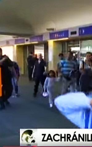VIDEO - Młody imigrant grozi śmiercią Europejczykom? Czy tylko słowackiej dziennikarce w Austrii?