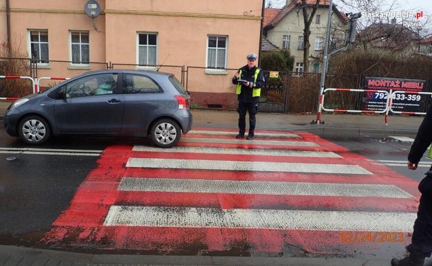 Potrącenie 17-latka na przejściu dla pieszych. Apelujemy o ostrożność!